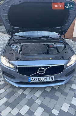 Седан Volvo S90 2017 в 
