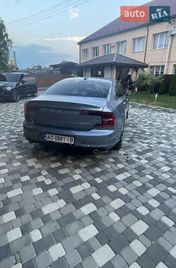 Седан Volvo S90 2017 в 