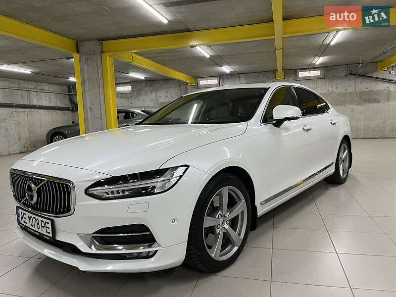 Седан Volvo S90 2016 в Днепре