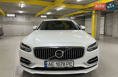 Седан Volvo S90 2016 в Днепре