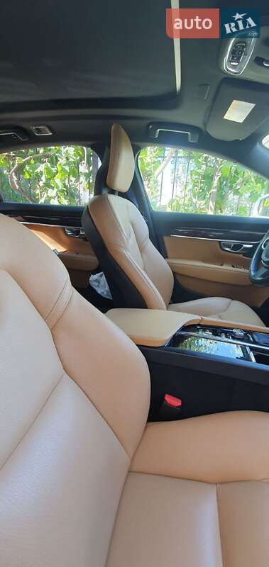 Седан Volvo S90 2018 в Измаиле