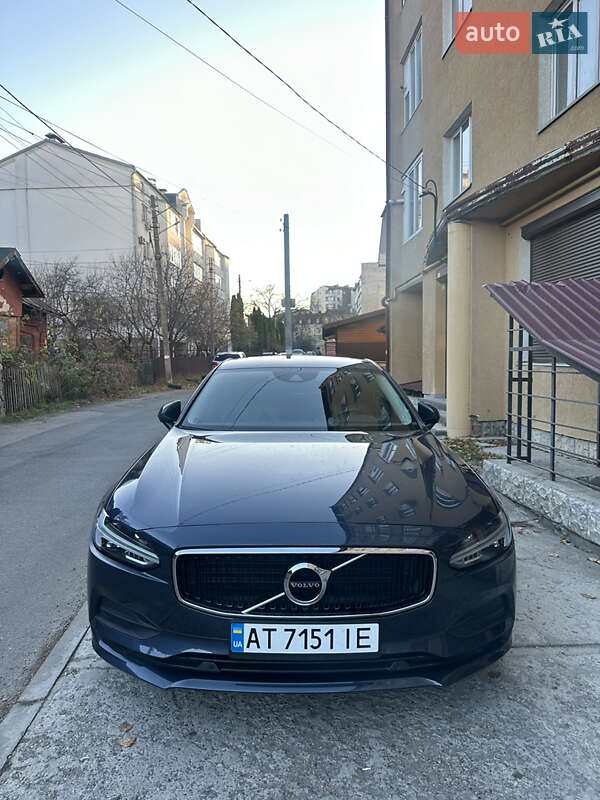 Седан Volvo S90 2017 в Івано-Франківську