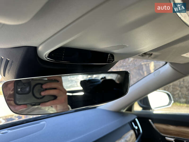 Седан Volvo S90 2017 в Івано-Франківську