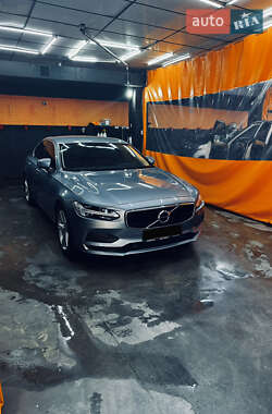Седан Volvo S90 2017 в 