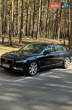 Седан Volvo S90 2016 в Львові