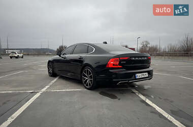 Седан Volvo S90 2018 в 