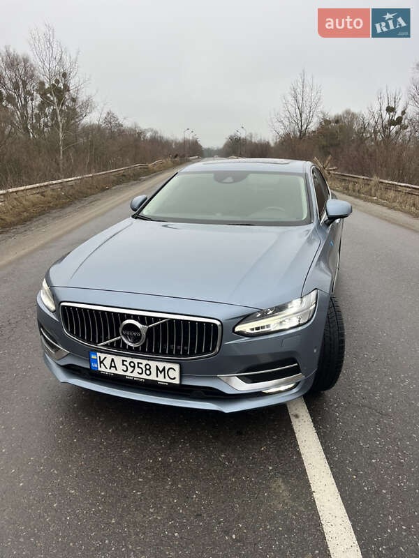 Седан Volvo S90 2016 в Червонограде