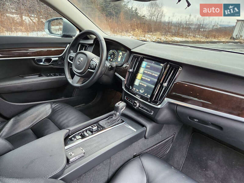 Седан Volvo S90 2017 в Киеве