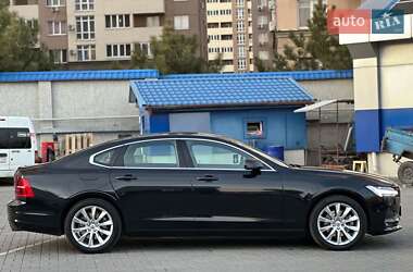 Седан Volvo S90 2016 в 