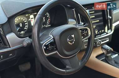 Седан Volvo S90 2016 в 