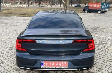 Седан Volvo S90 2017 в 