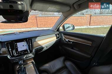 Седан Volvo S90 2017 в 