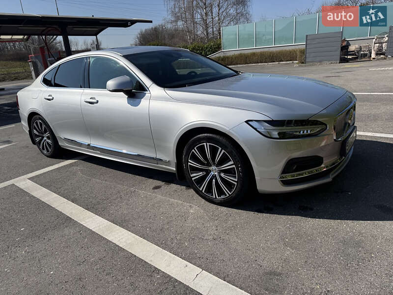Седан Volvo S90 2020 в 