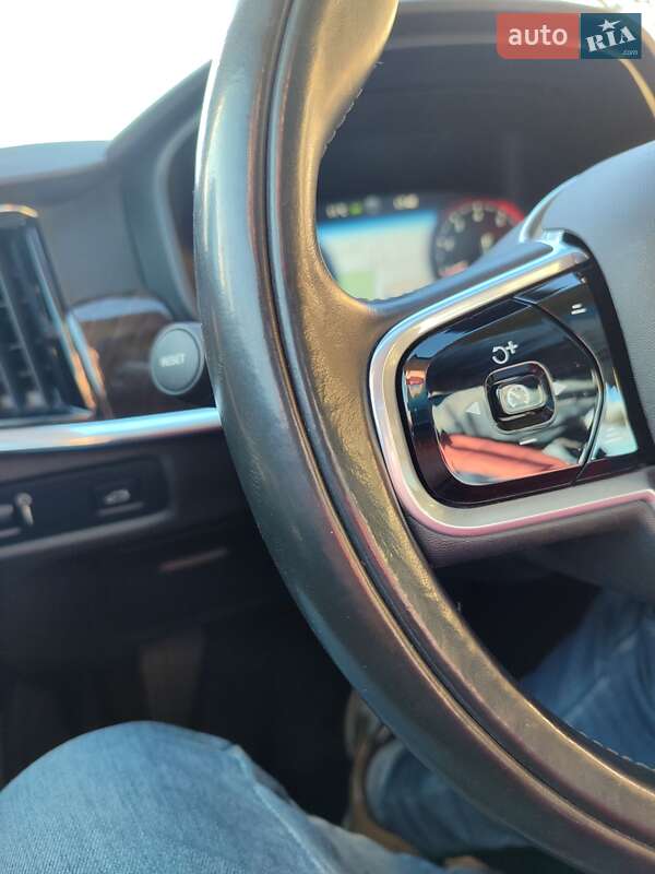 Седан Volvo S90 2017 в Киеве