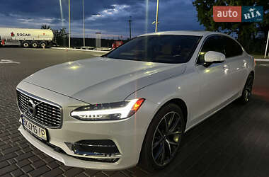 Седан Volvo S90 2017 в 