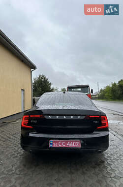 Седан Volvo S90 2017 в 