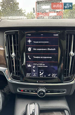 Седан Volvo S90 2017 в 
