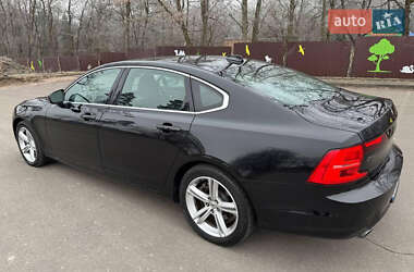 Седан Volvo S90 2018 в 