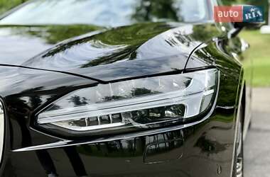 Седан Volvo S90 2022 в 