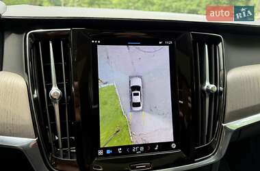 Седан Volvo S90 2022 в 