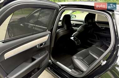 Седан Volvo S90 2022 в 