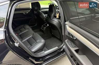 Седан Volvo S90 2022 в 