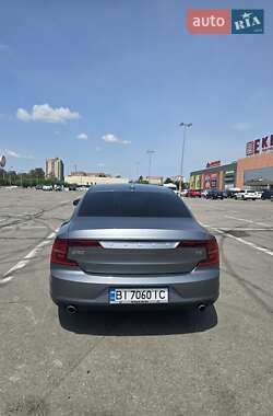 Седан Volvo S90 2016 в 