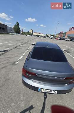 Седан Volvo S90 2016 в 