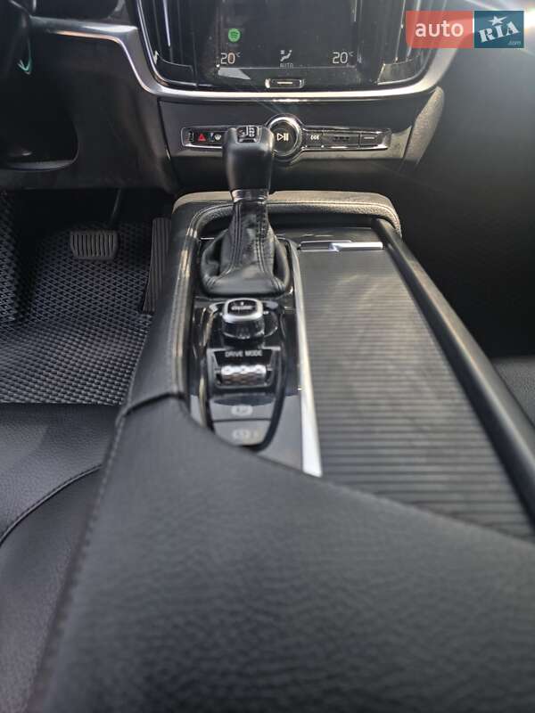 Седан Volvo S90 2016 в Полтаве фото 35 Седан Volvo S90 2016 в Полтаве