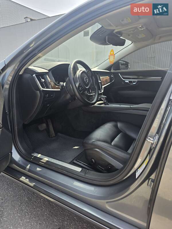 Седан Volvo S90 2016 в Полтаве фото 40 Седан Volvo S90 2016 в Полтаве