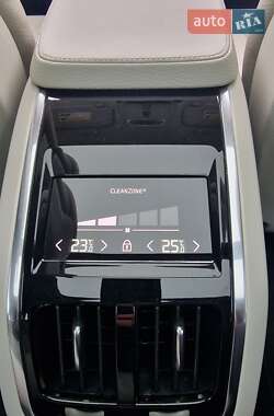 Седан Volvo S90 2017 в 