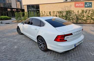 Седан Volvo S90 2017 в 
