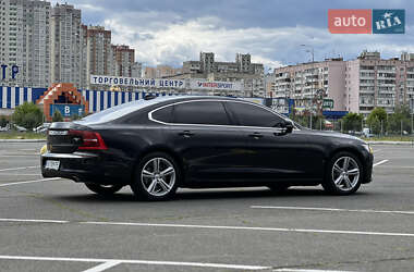 Седан Volvo S90 2017 в 