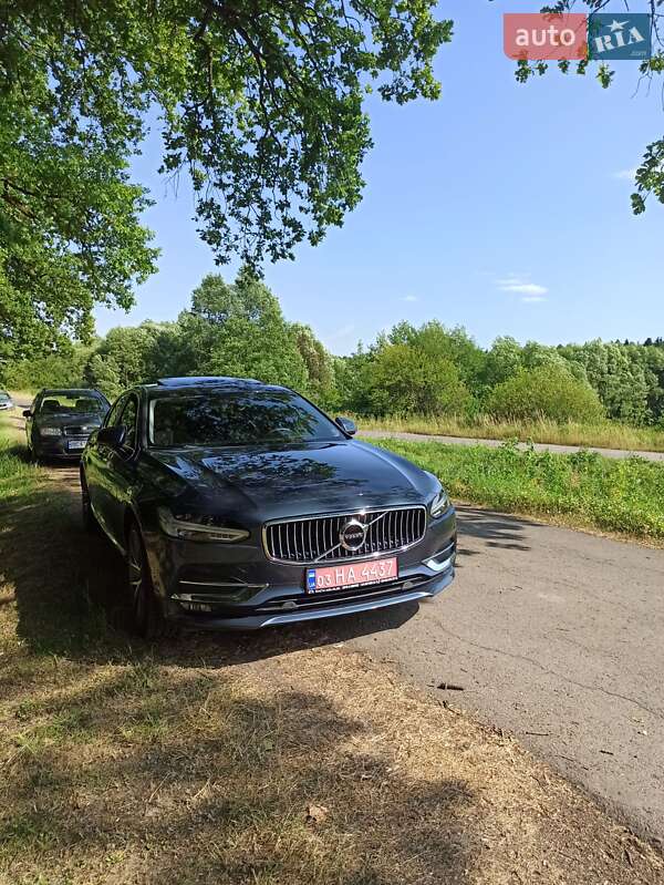 Седан Volvo S90 2017 в Трускавце