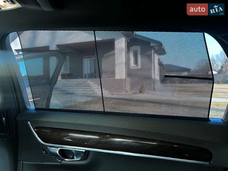 Седан Volvo S90 2018 в Киеве