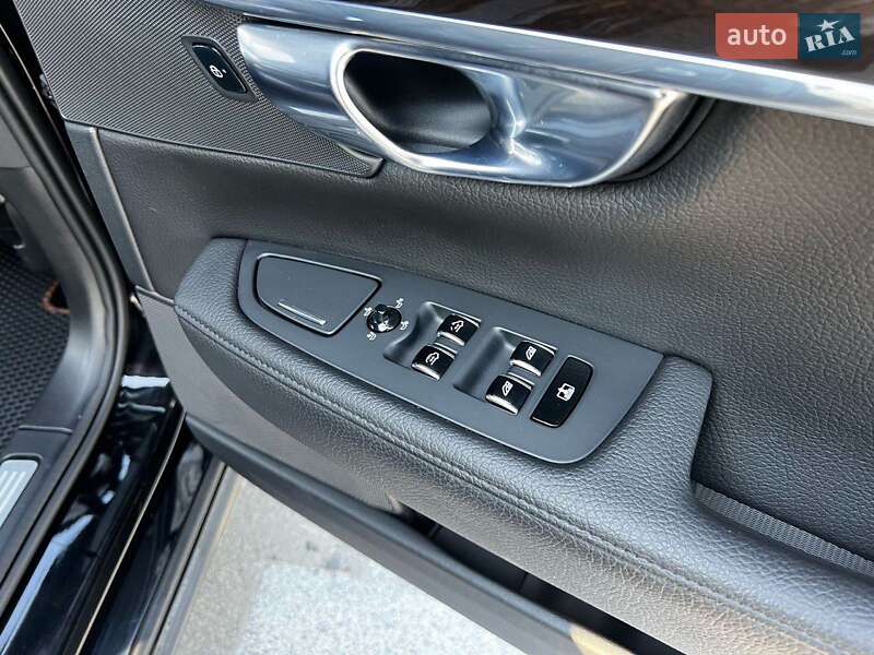 Седан Volvo S90 2018 в Киеве