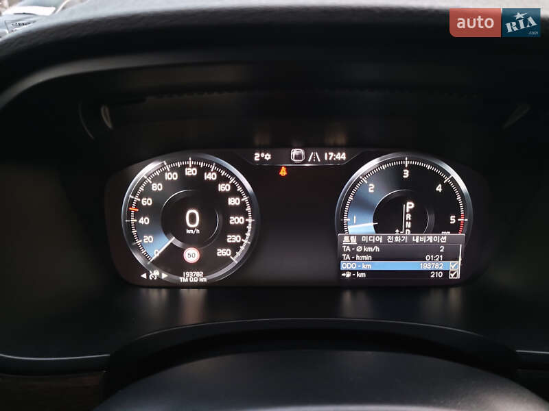 Седан Volvo S90 2017 в Киеве