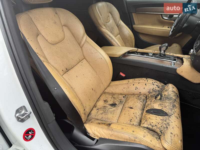 Седан Volvo S90 2016 в Ивано-Франковске