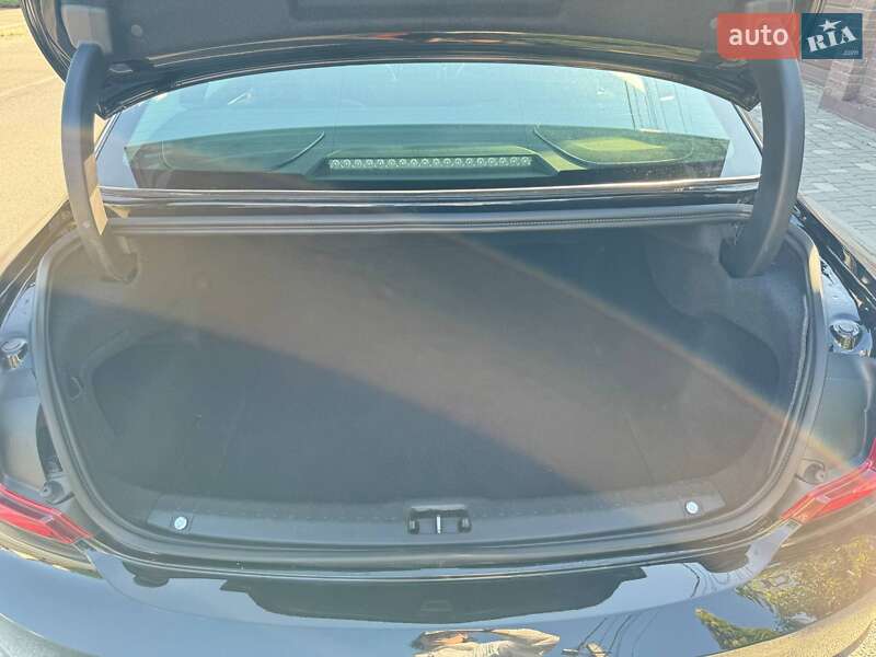Седан Volvo S90 2018 в Киеве фото 47 Седан Volvo S90 2018 в Киеве