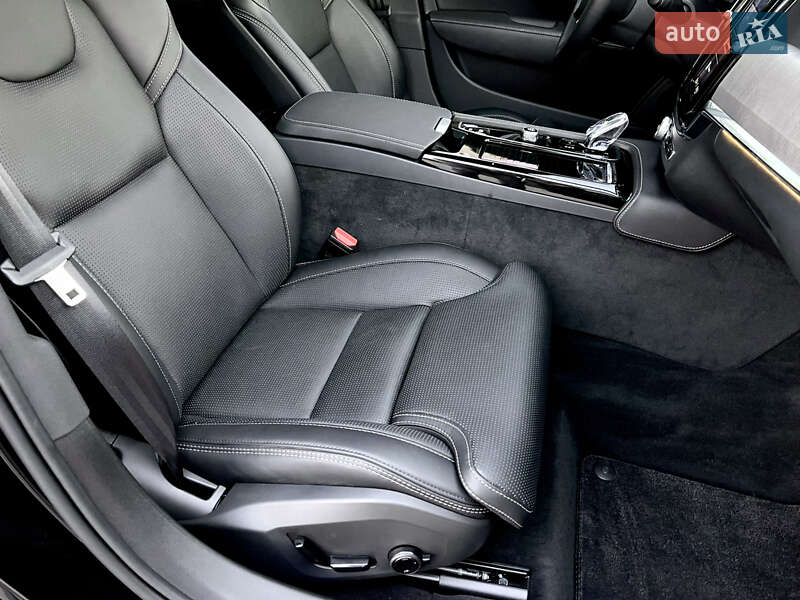 Седан Volvo S90 2024 в Киеве фото 66 Седан Volvo S90 2024 в Киеве