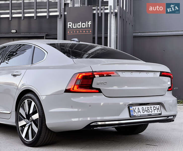 Седан Volvo S90 2024 в Киеве фото 19 Седан Volvo S90 2024 в Киеве