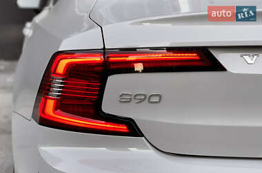 Седан Volvo S90 2024 в 