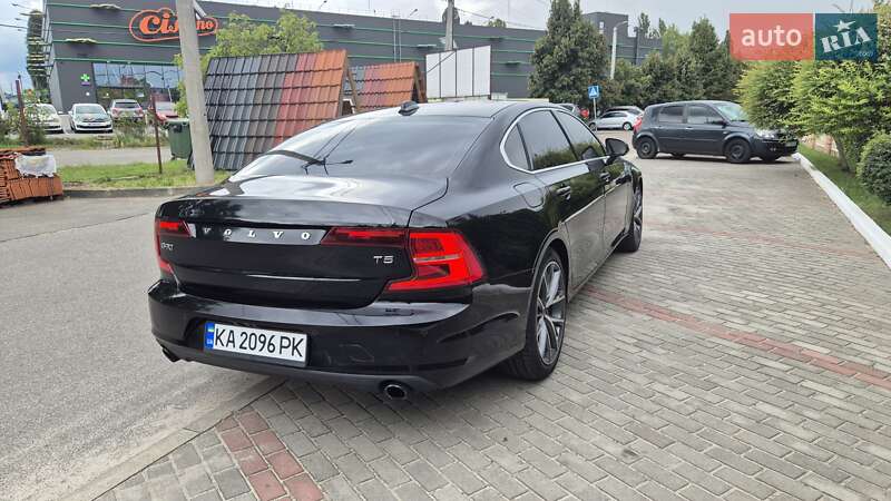 Седан Volvo S90 2017 в Киеве