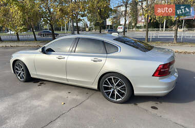 Седан Volvo S90 2016 в 