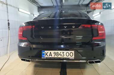 Седан Volvo S90 2017 в 