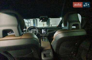 Седан Volvo S90 2017 в 