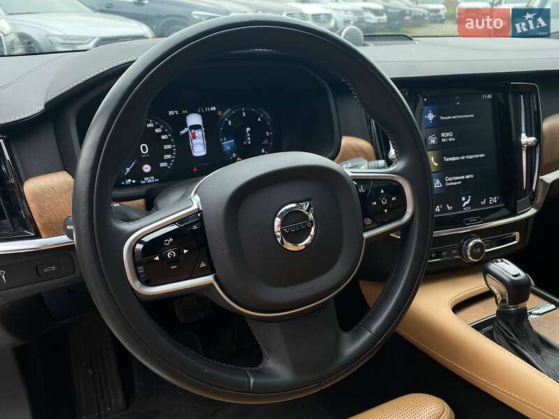 Седан Volvo S90 2019 в Львове