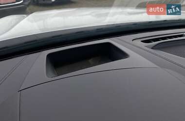 Седан Volvo S90 2019 в 
