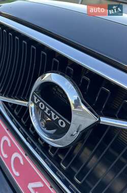 Седан Volvo S90 2017 в 