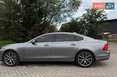 Седан Volvo S90 2017 в Ивано-Франковске